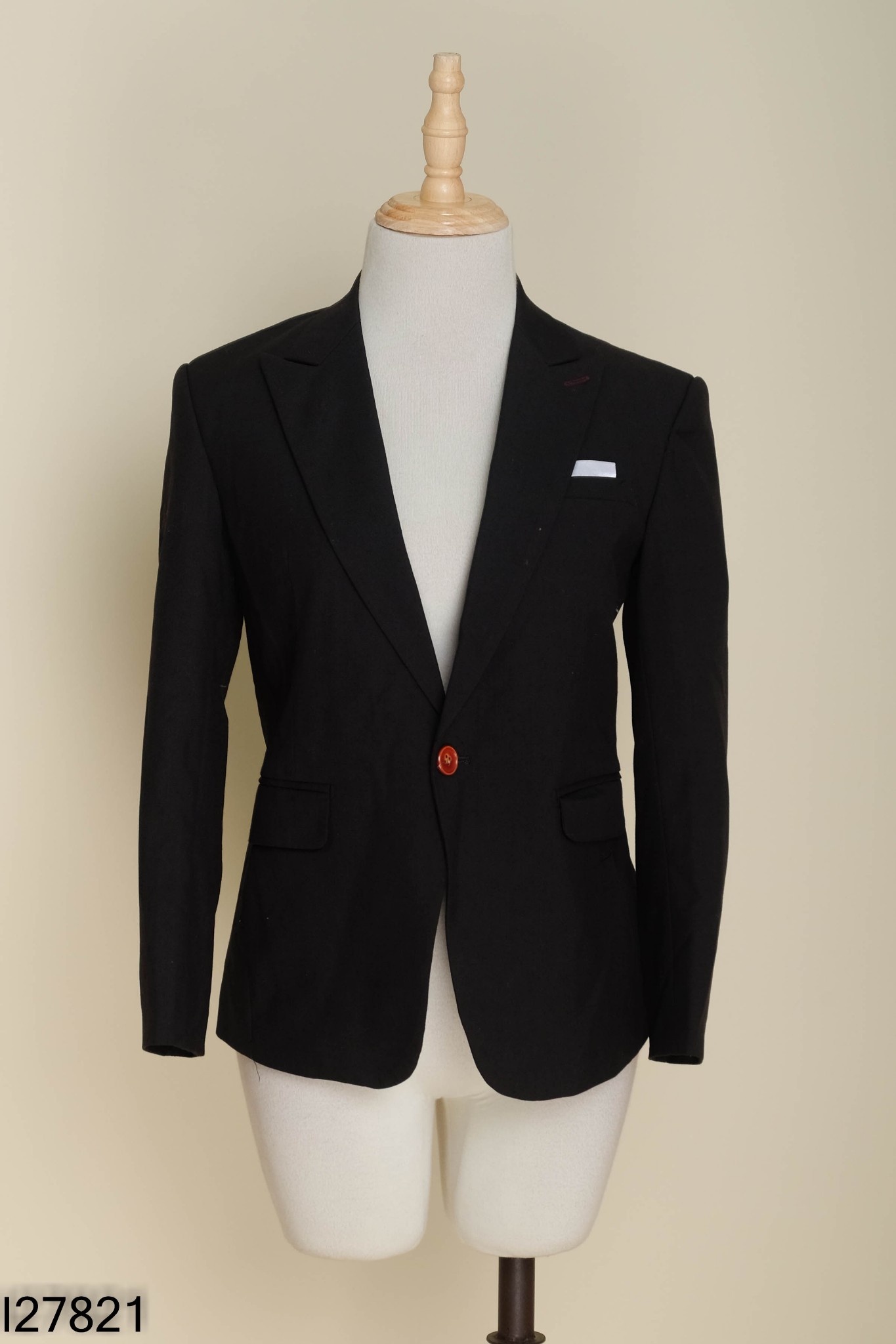 Áo blazer đen