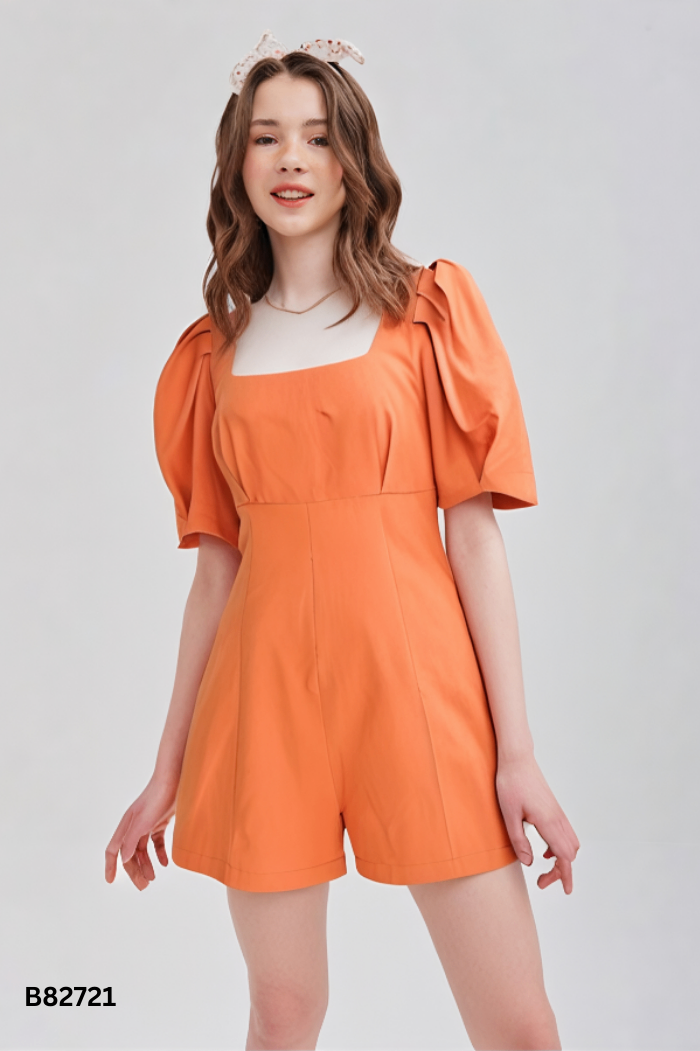 Jumpsuit CCHAT cam cổ vuông