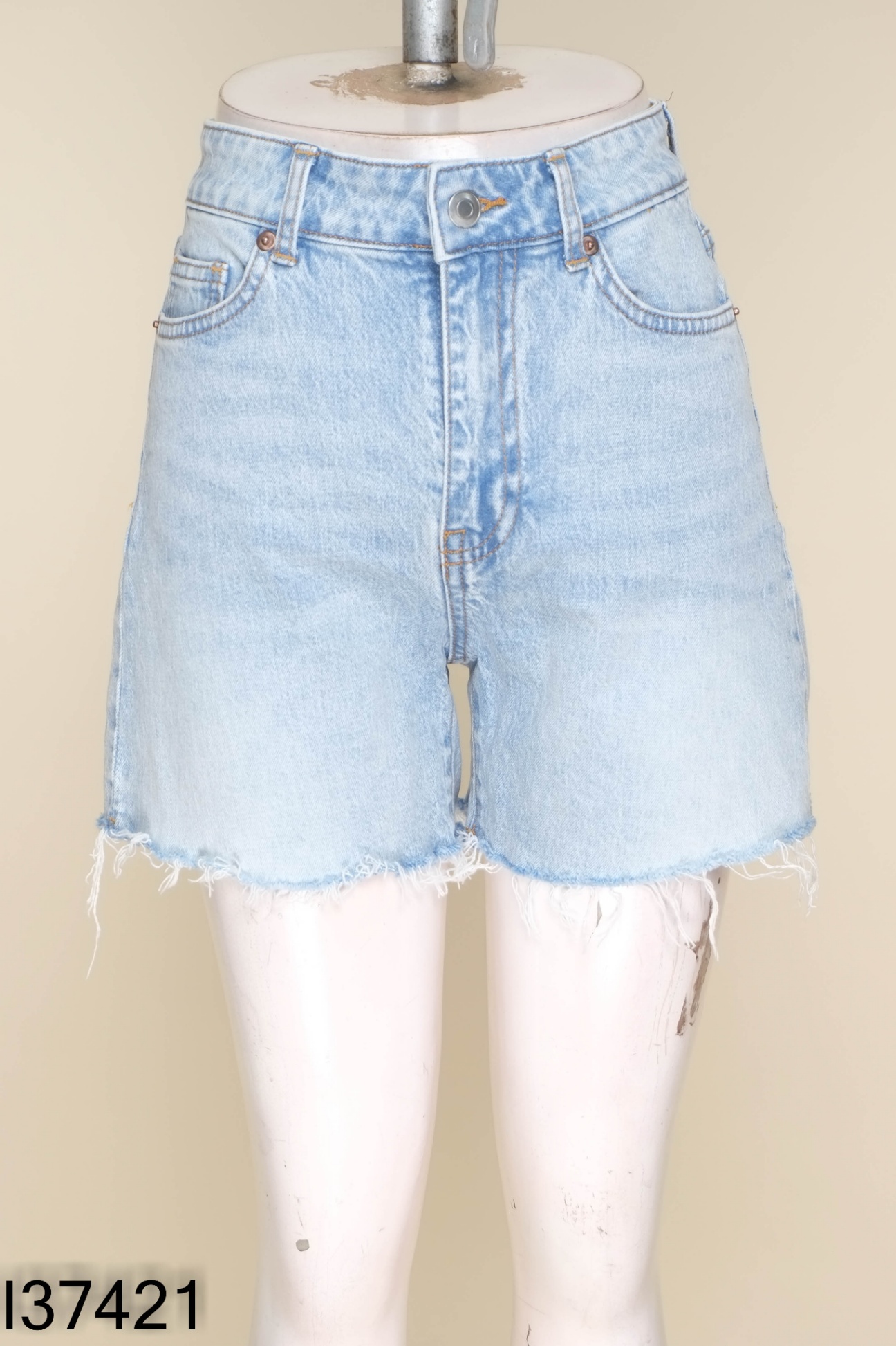 Quần shorts jeans HM xanh nhạt