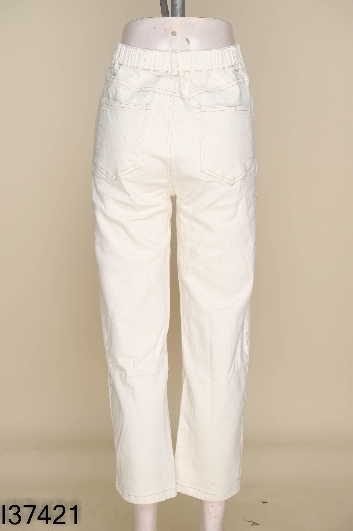 Quần jeans be trơn