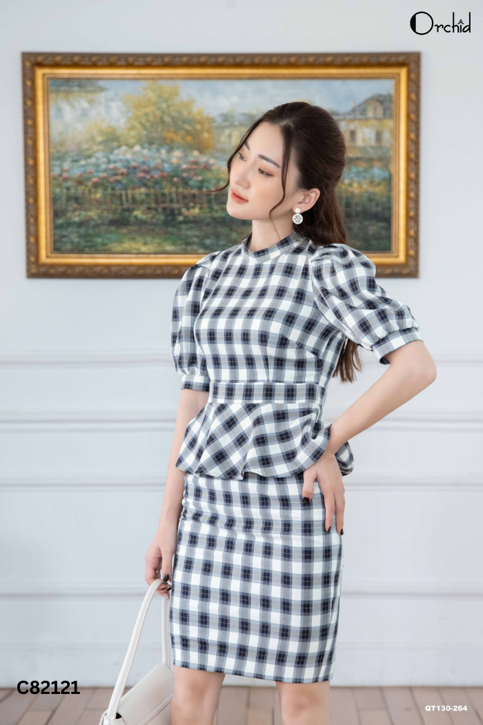 Set Áo be ORCHID kẻ tay phồng + chân váy