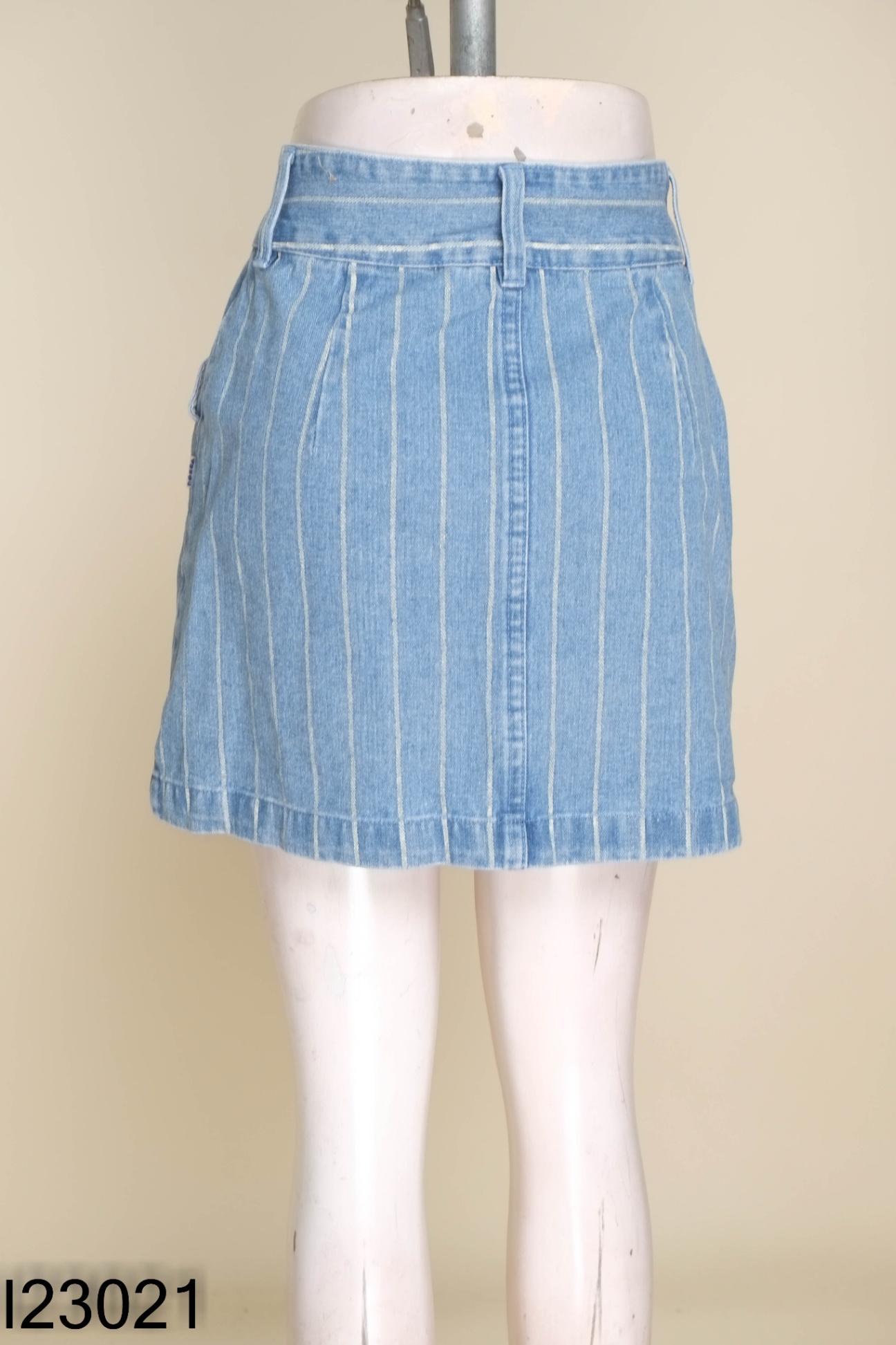 Chân váy jeans BÒ SỮA xanh sọc