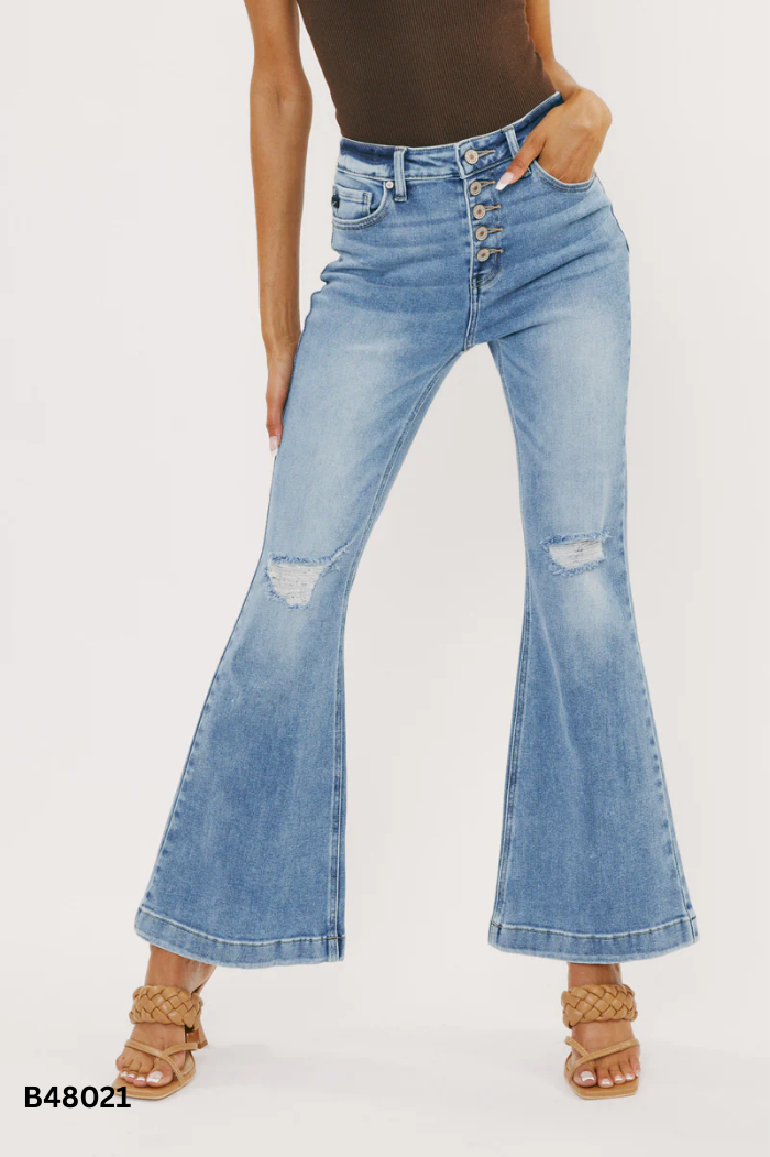 Quần jeans xanh KANCAN loe rách gối