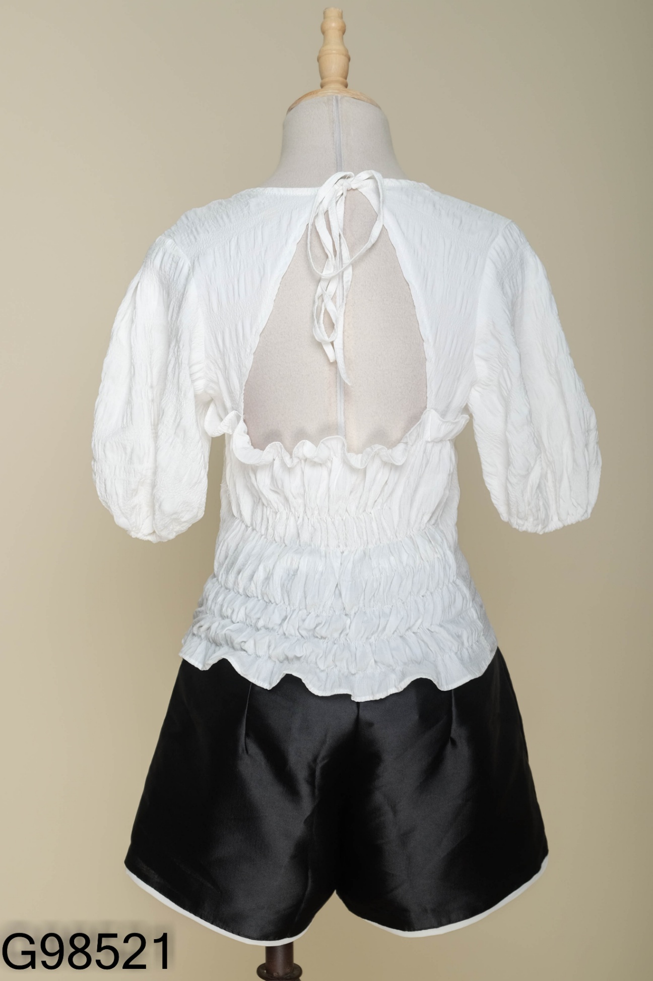 SET Áo trắng chun + quần short