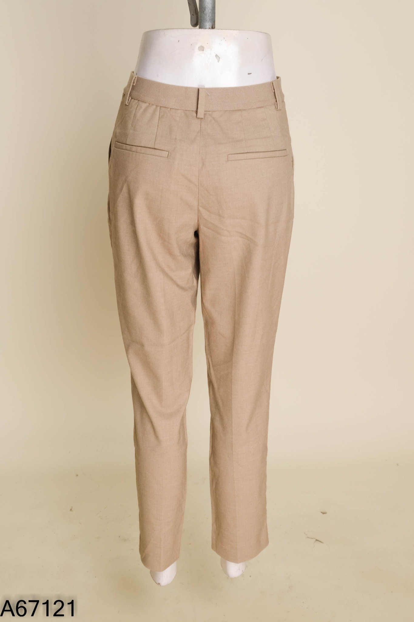Quần UNIQLO be trơn