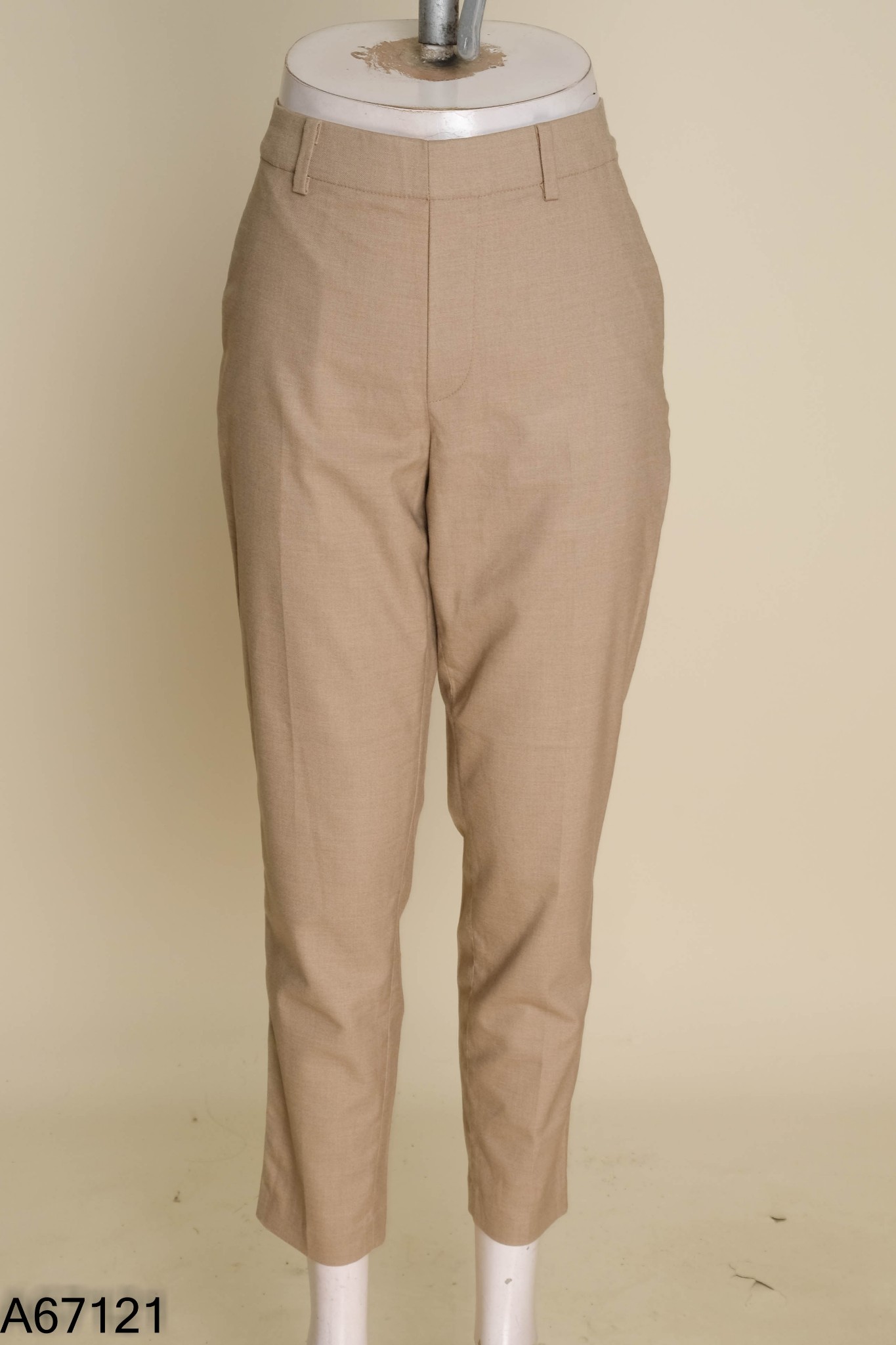 Quần UNIQLO be trơn