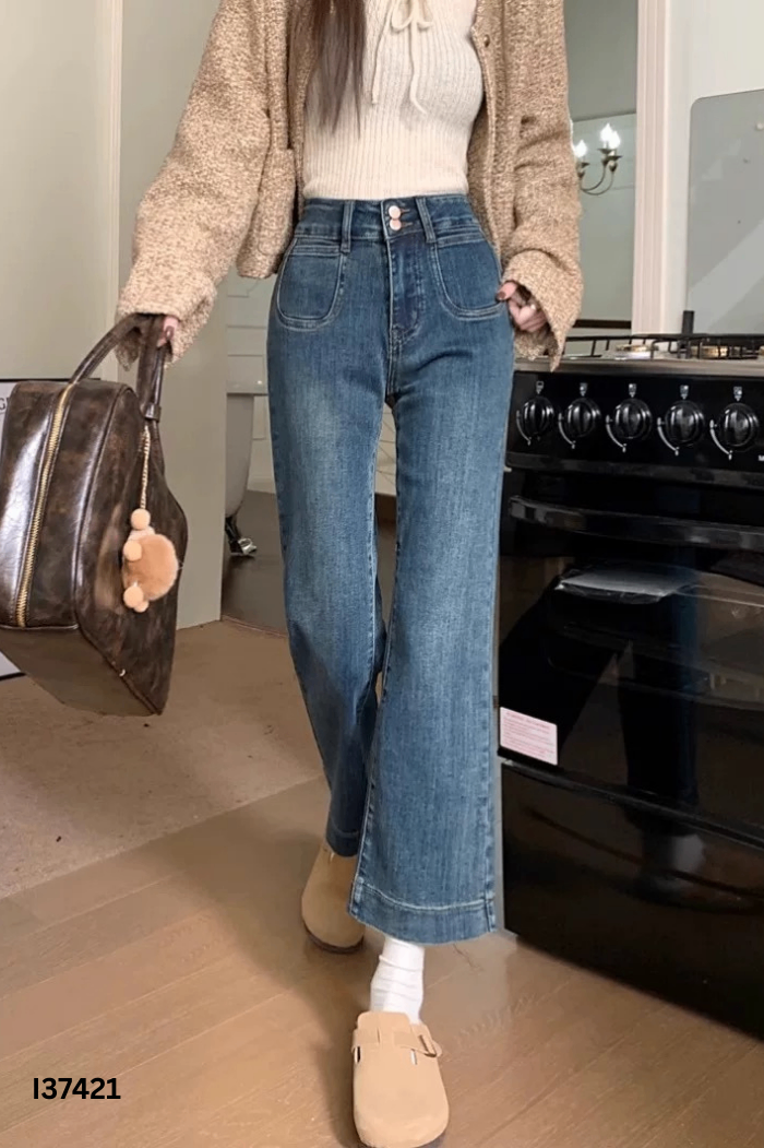 Quần jeans xanh đậm