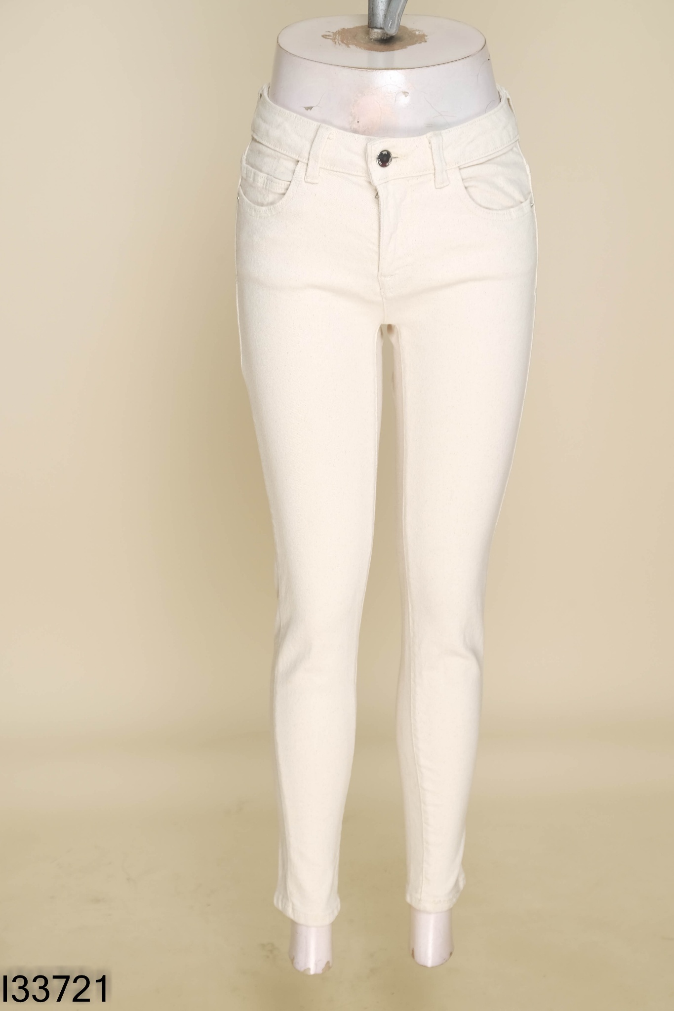 Quần jeans ZARA be trơn
