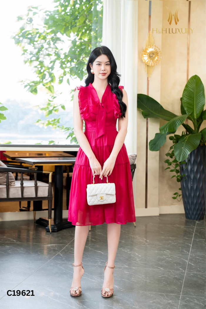 Váy H&H LUXURY hồng sát nách
