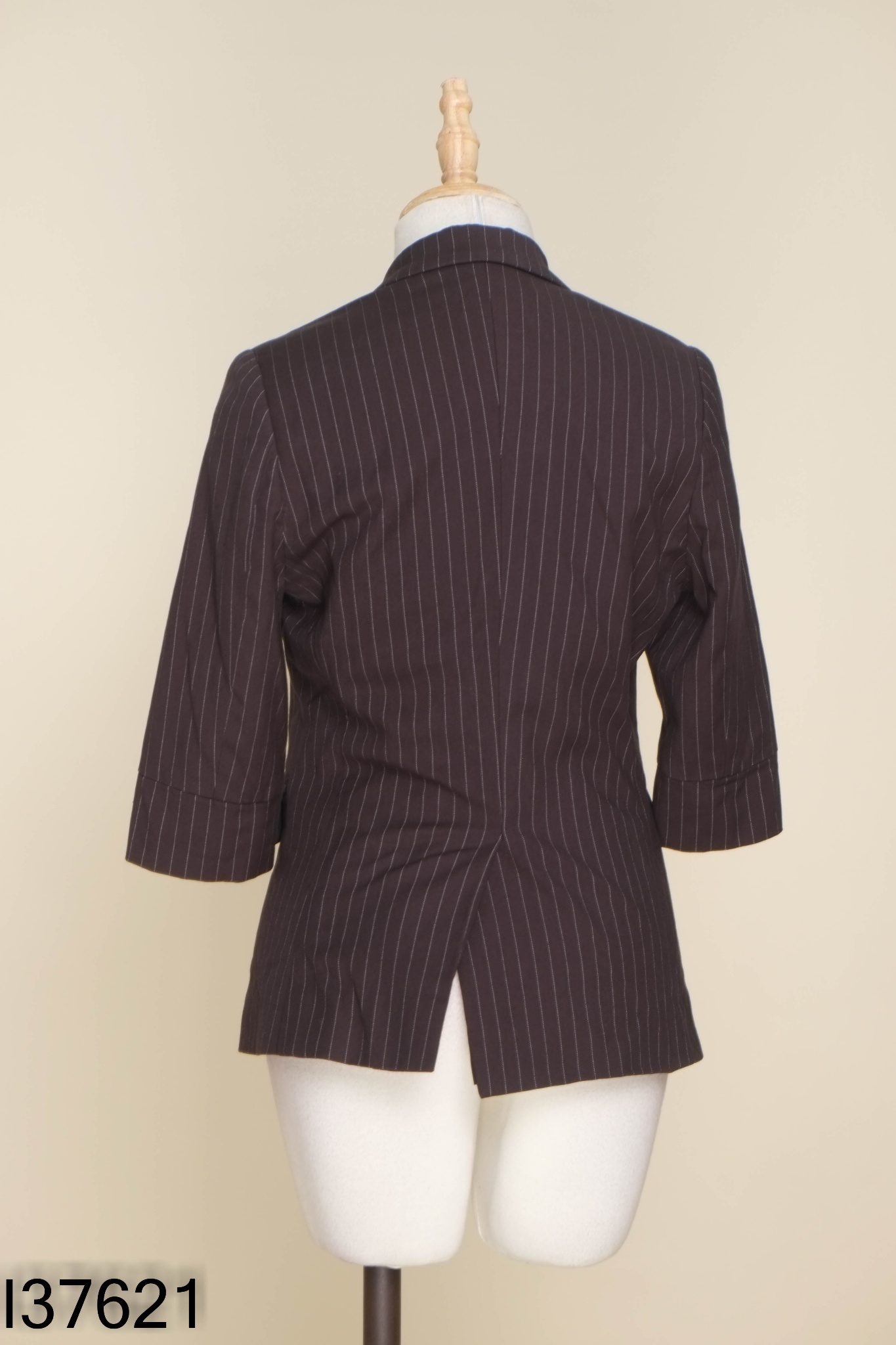 SET Blazer đen kẻ trắng + quần dài