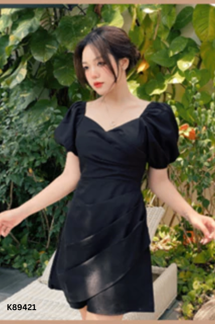 VÁY ZOMI đen trơn