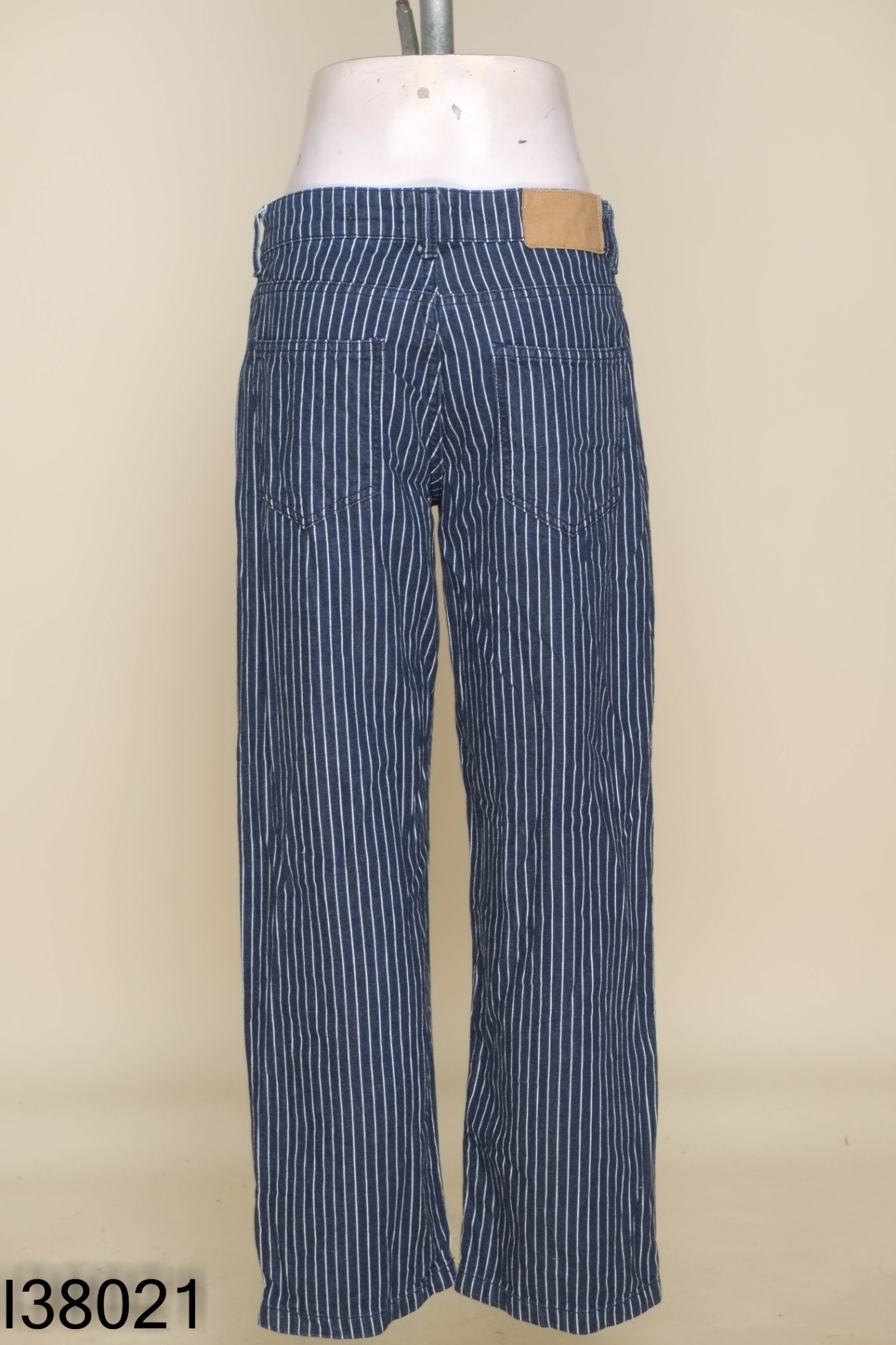 Quần jeans COTTON ON xanh sọc trắng