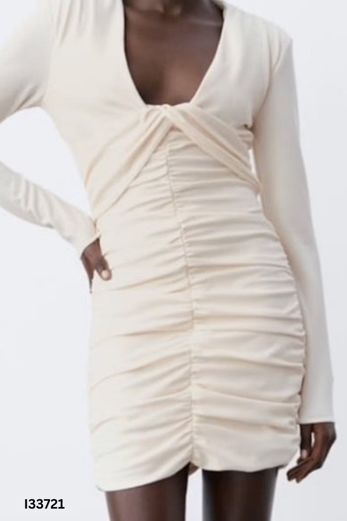 Váy trắng ngà ZARA dúm cổ V