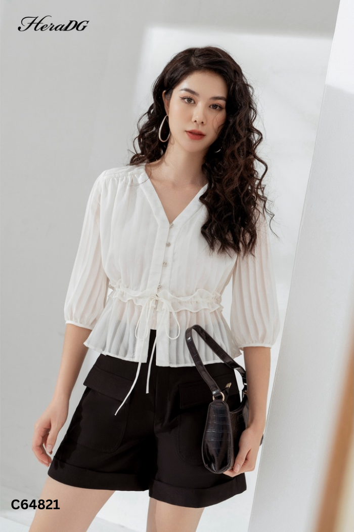 Áo trắng HERA DG viền bèo