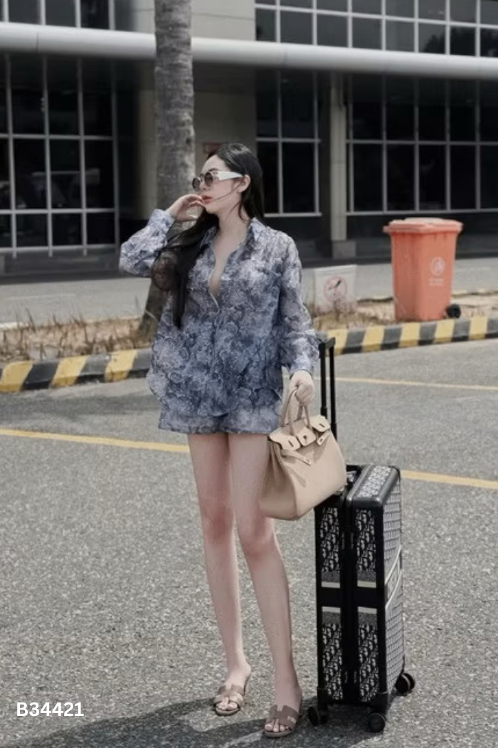 Set Áo sơ mi xám họa tiết + quần shorts