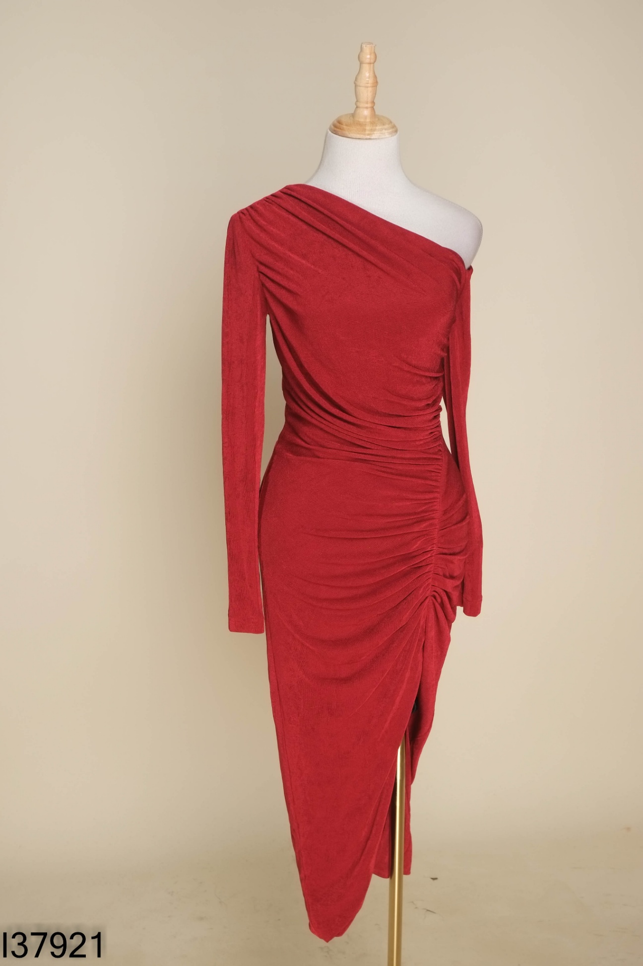 NEWTAG Váy VIVIDRESS đỏ body
