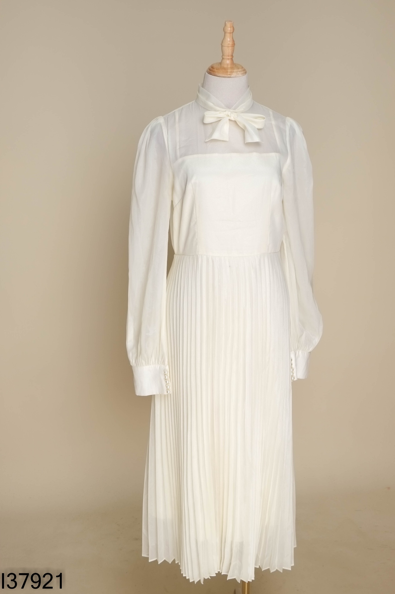 Váy KAD DESIGN BY TU be dập ly