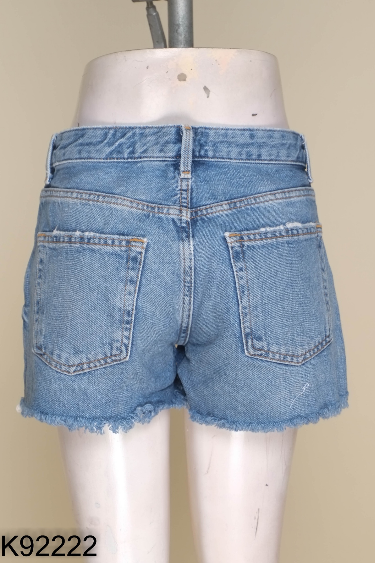 Quần shorts ASHLEY jeans xanh rách