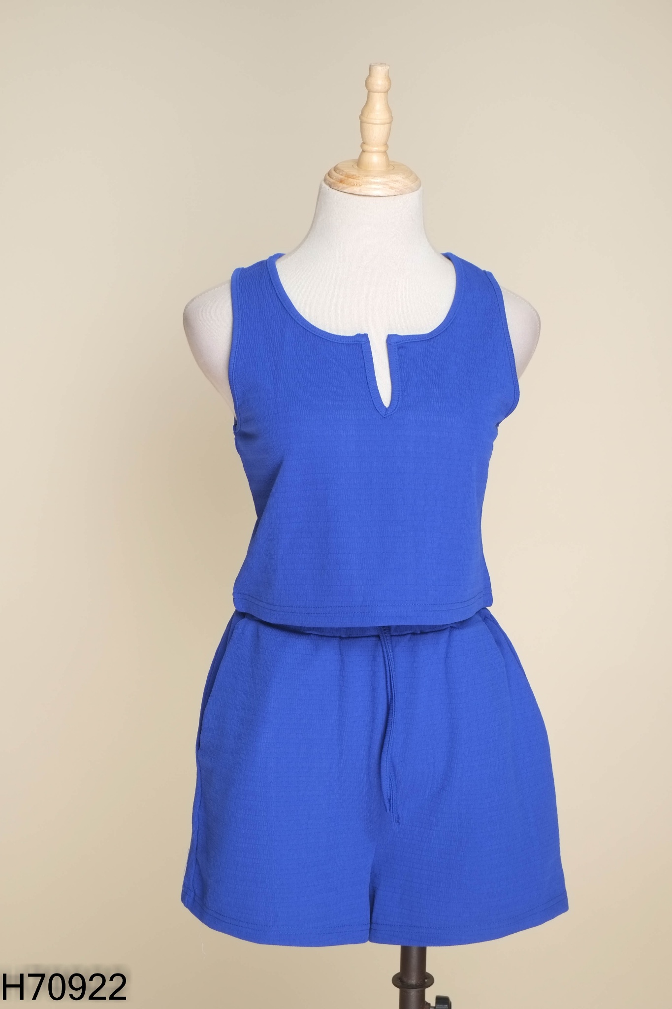 Set Áo xanh coban SHEIN trơn + quần shorts