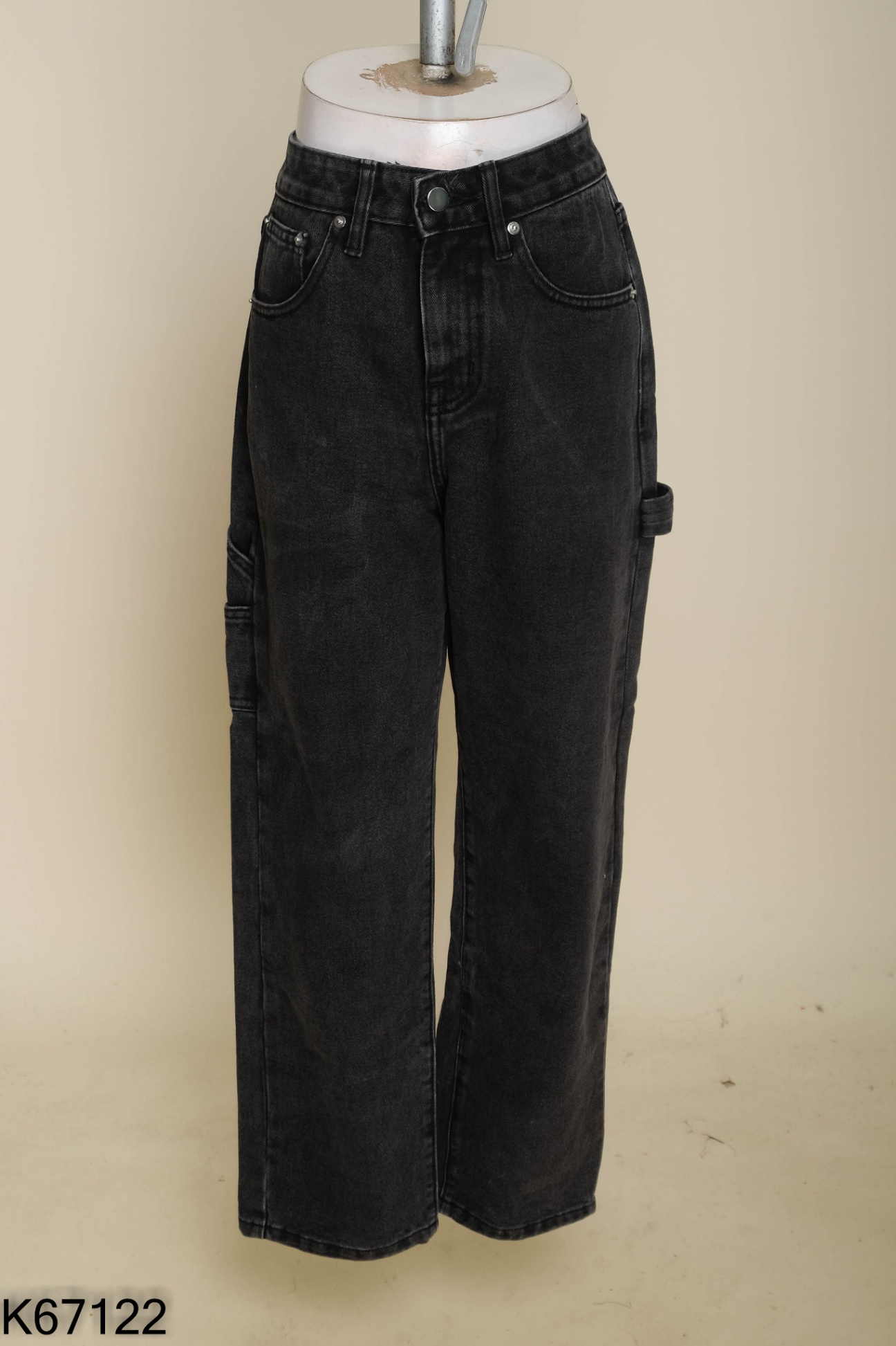 Quần jeans VIBE FREE đen suông
