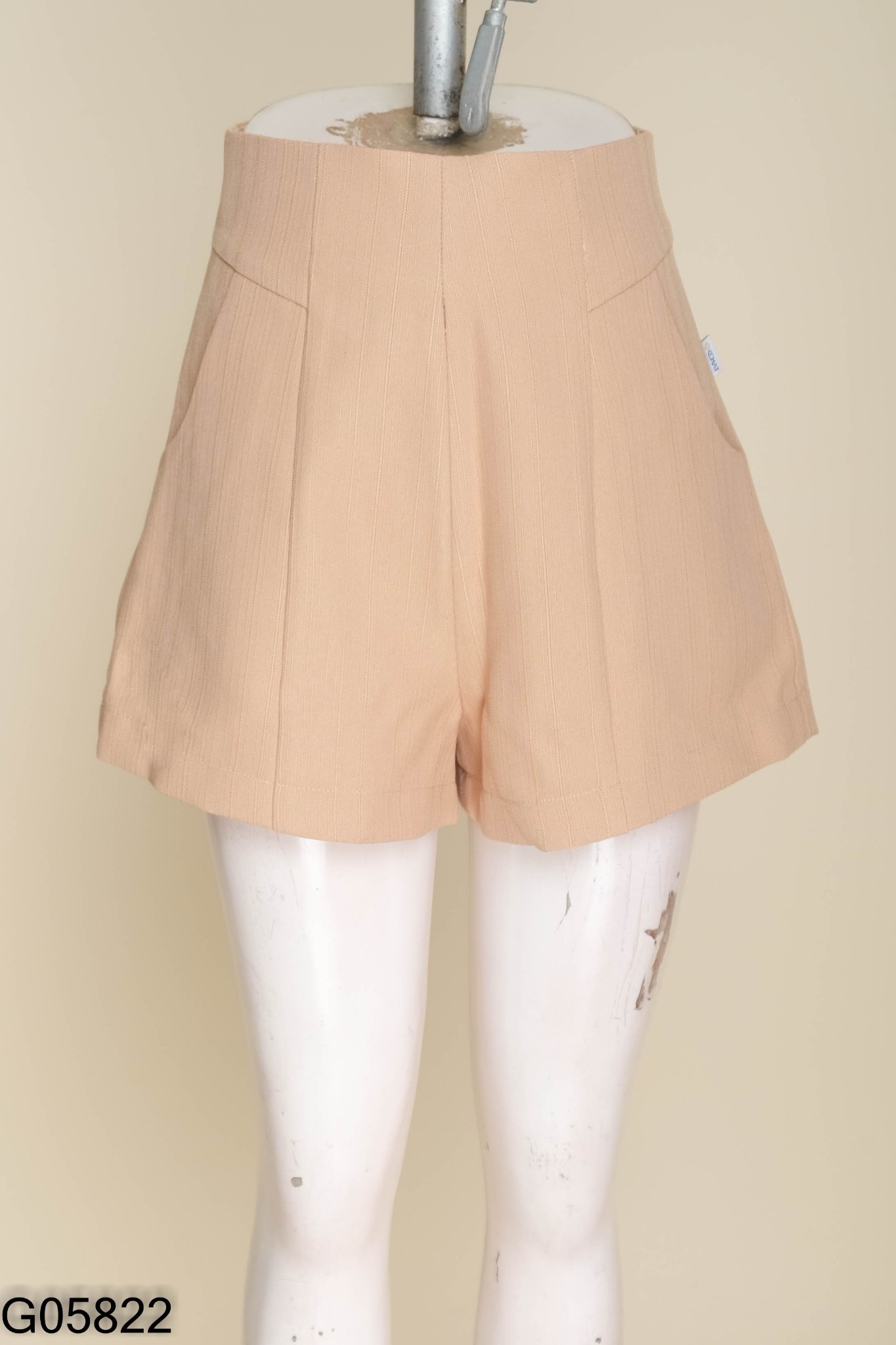 Quần shorts CCHAT be