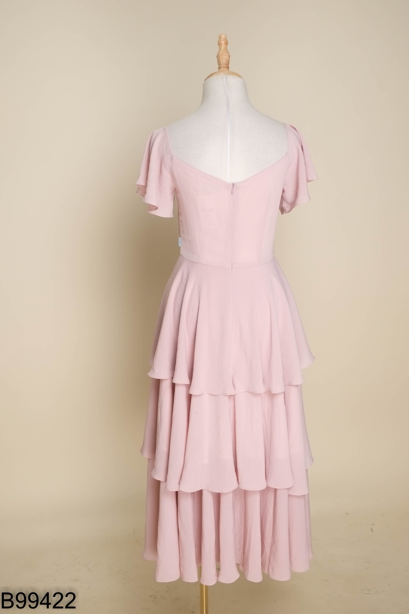 Váy 92 WEAR hồng xếp tầng