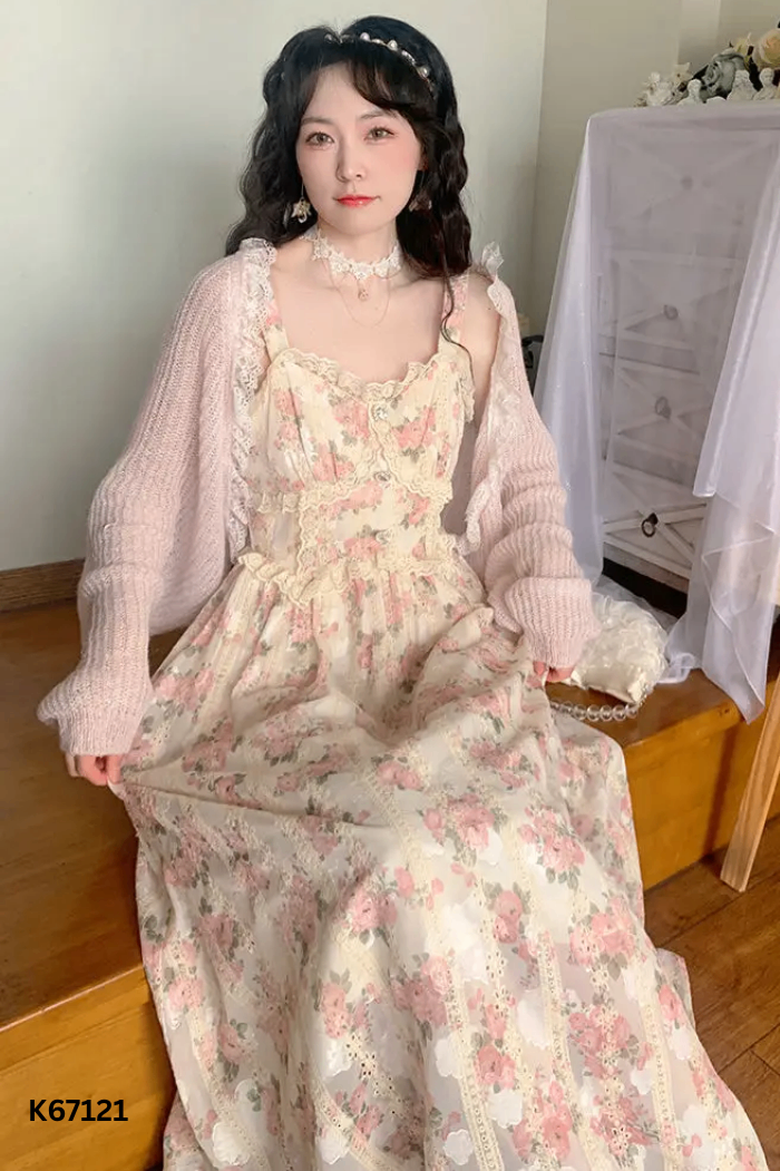 Váy be hoa phối ren