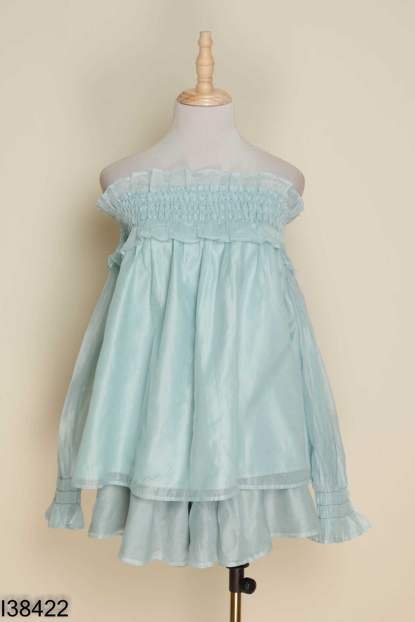 Set Áo trễ vai xanh + quần shorts