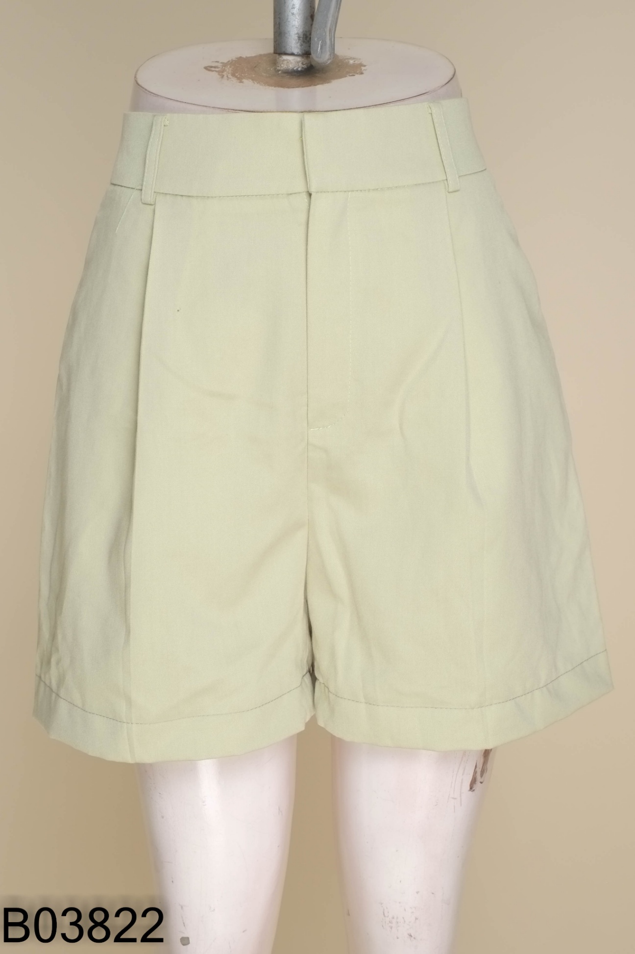 Quần MONOTALK shorts xanh lá