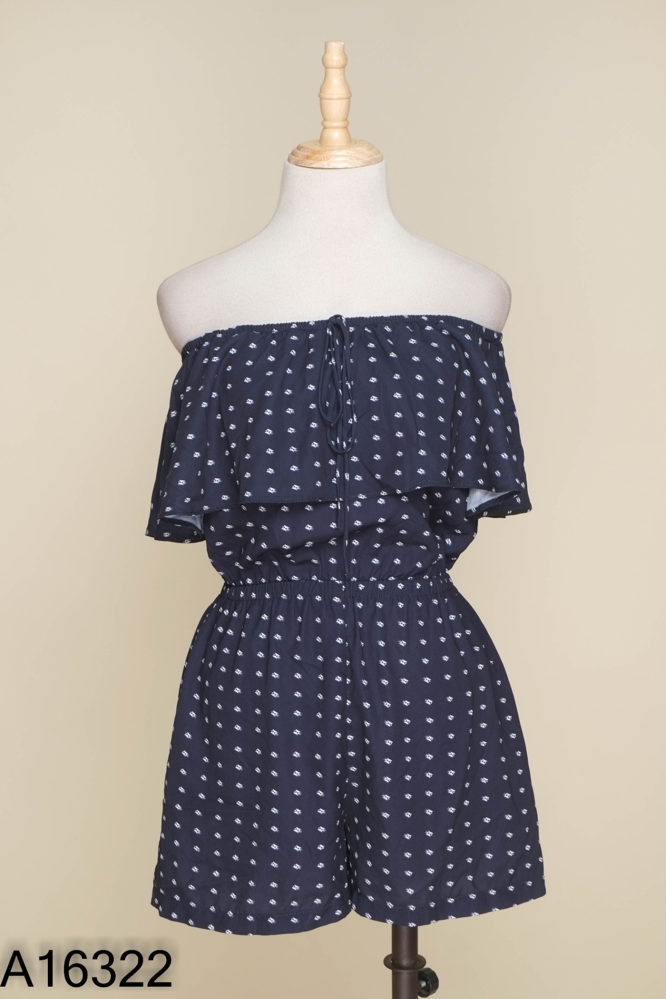 Jumpsuits trễ vai xanh đen họa tiết