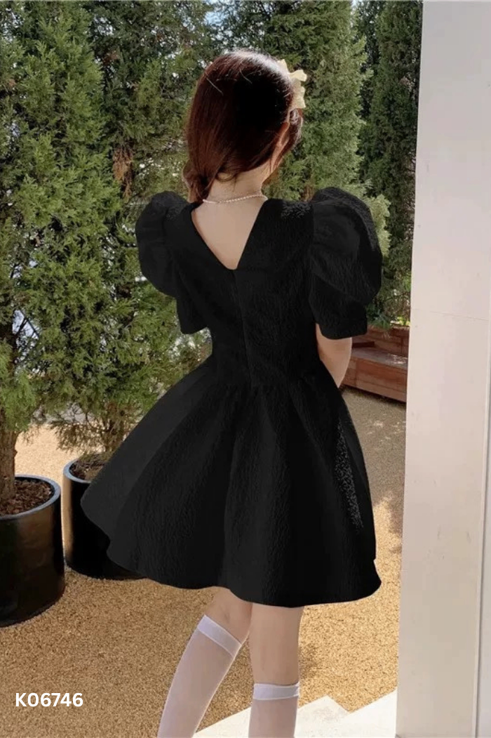 NEWTAG Váy DELIZ đen phối lưới