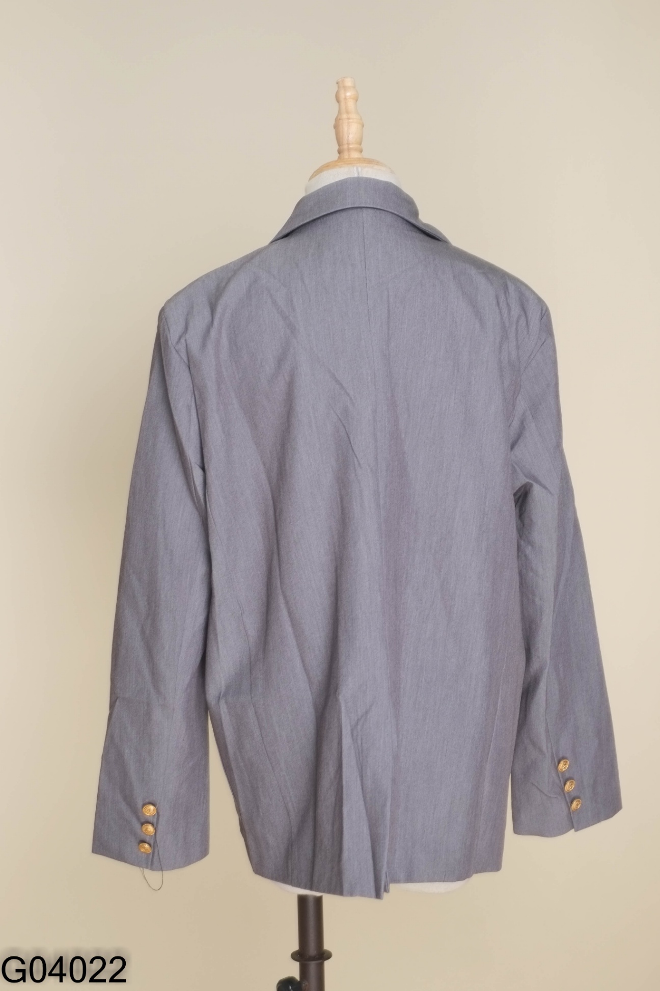 NEWTAG Áo blazer ghi huy hiệu