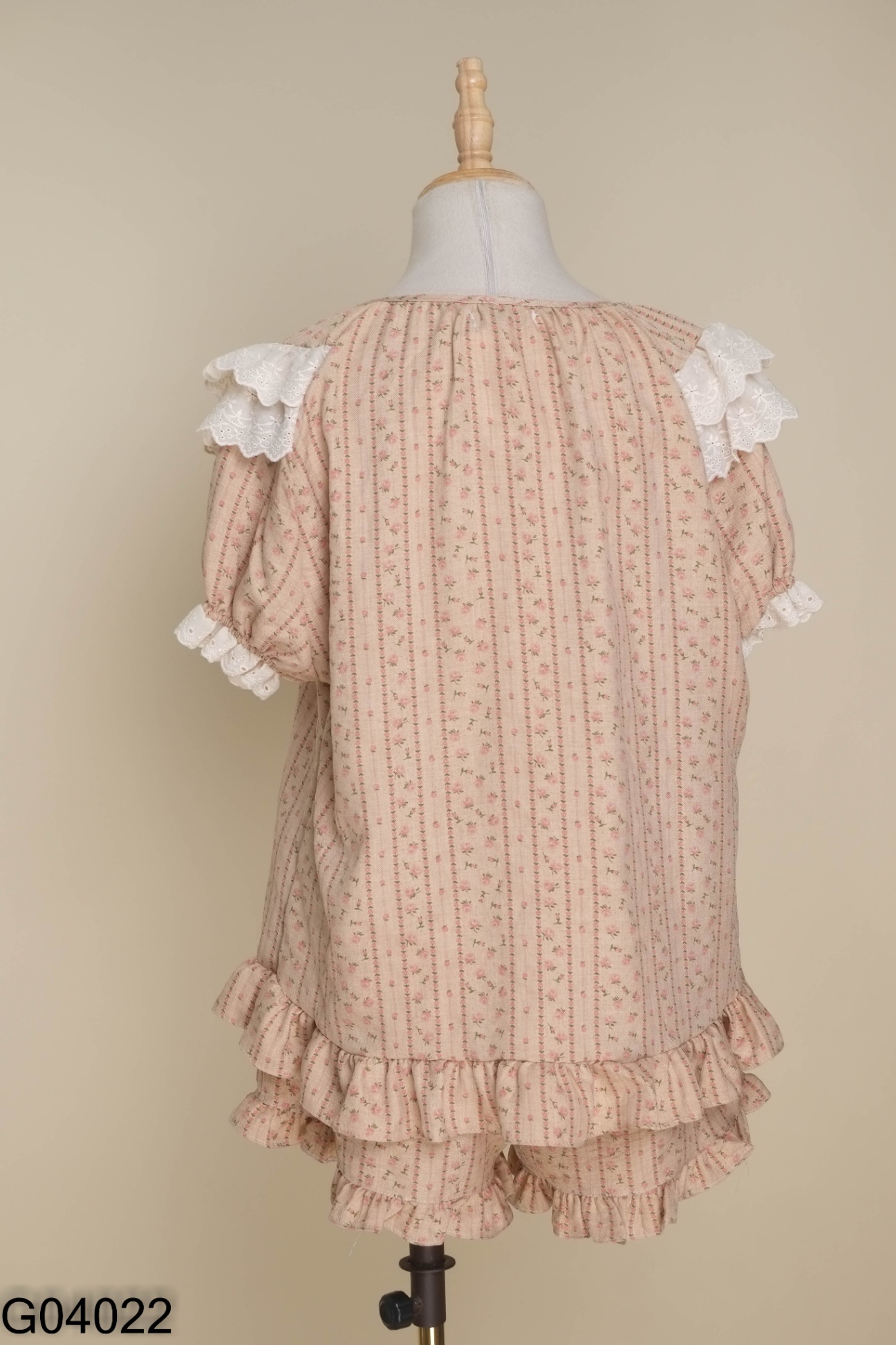 SET Nâu hoa hồng áo + quần short