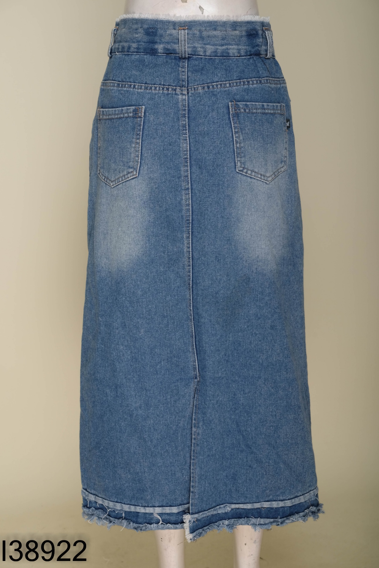 Chân váy jeans xanh tua rua