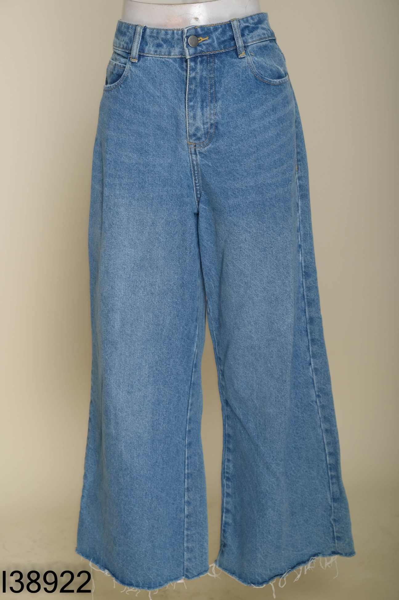 Quần jeans xanh trơn cắt gấu (ZARA xuất)