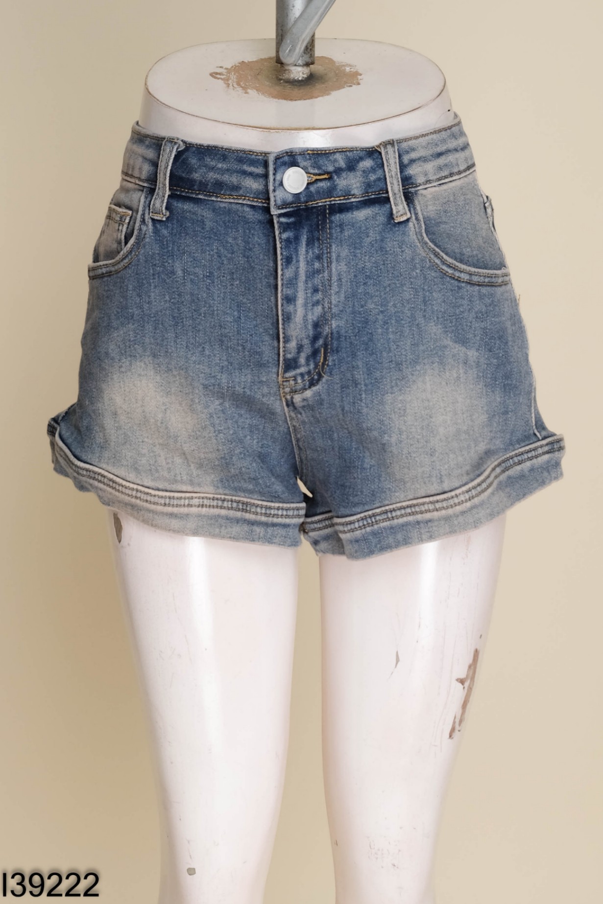 NEWTAG Quần short jean xanh