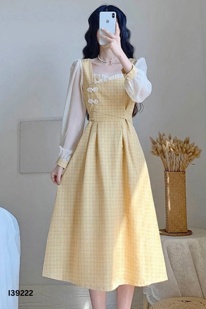 NEWTAG Váy vàng phối be