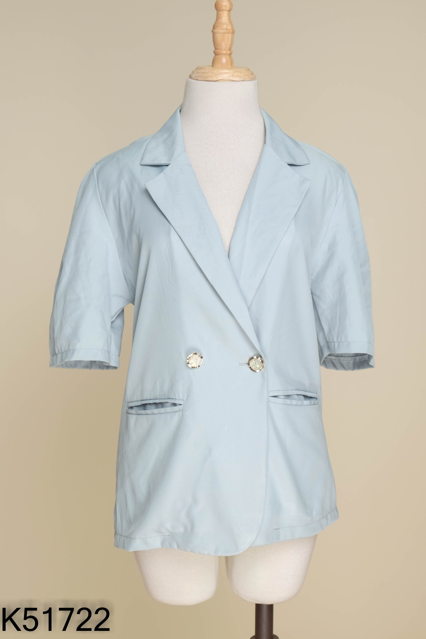 Áo blazer xanh ngắn tay