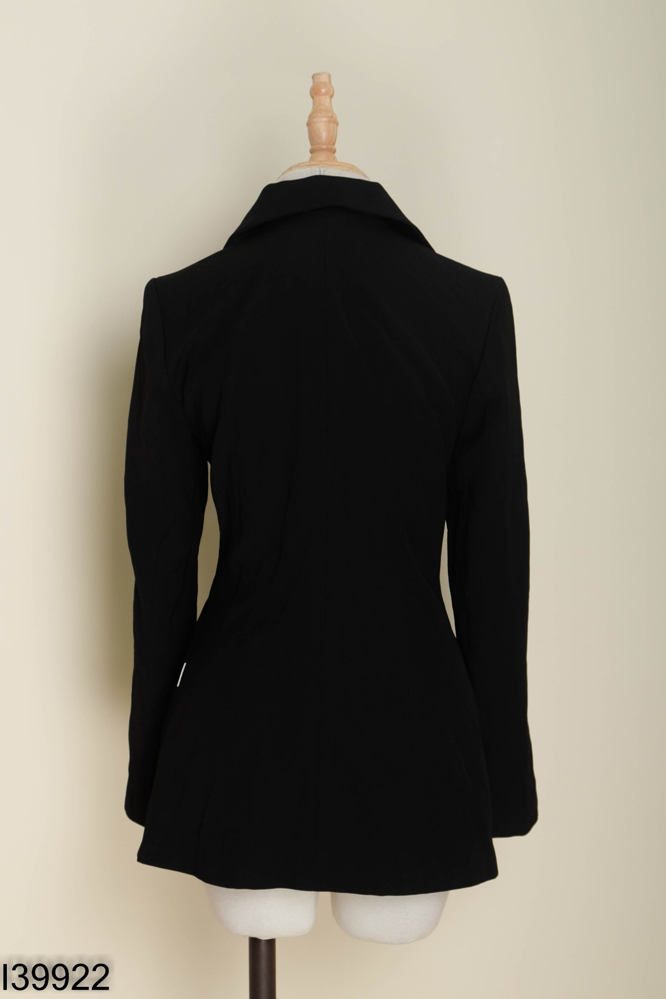 Blazer NEWDAY đen trơn