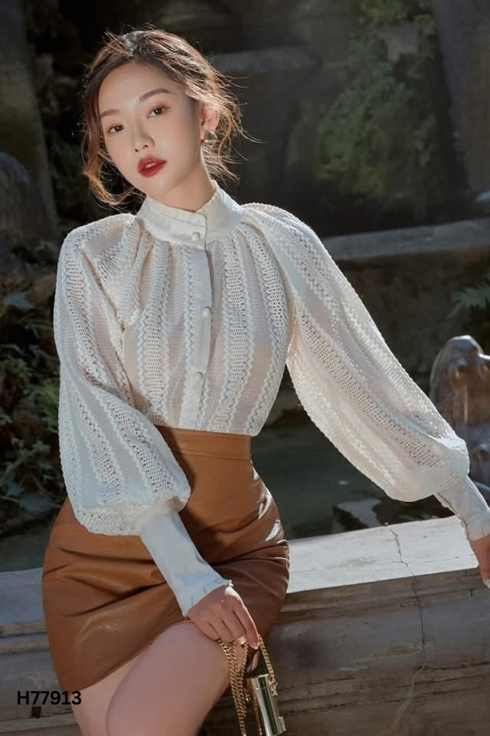 Áo len trắng sữa