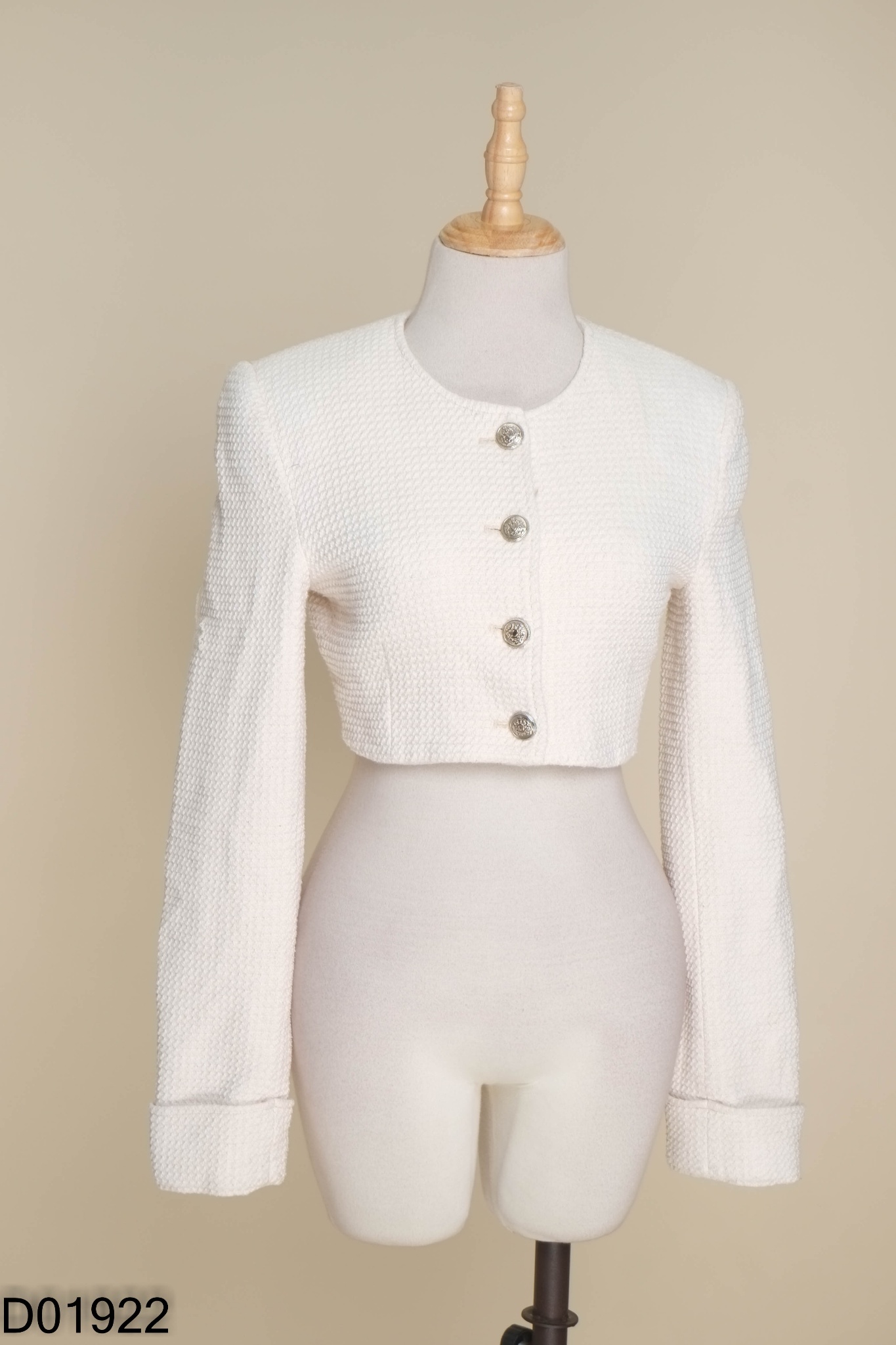 Áo dạ be ZARA cúc bạc (CẮT TAG)
