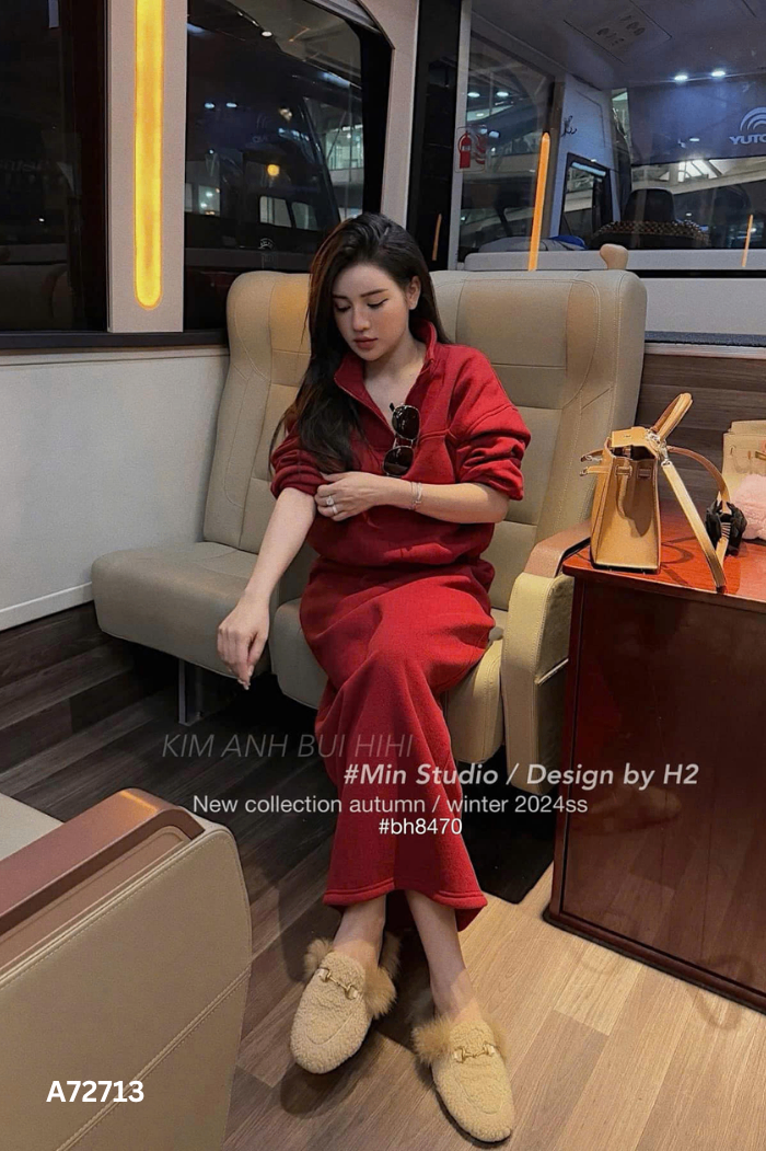 Set áo kiểu đỏ+chân váy