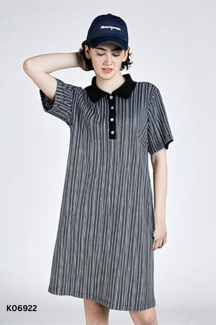Váy xám xanh cổ đen