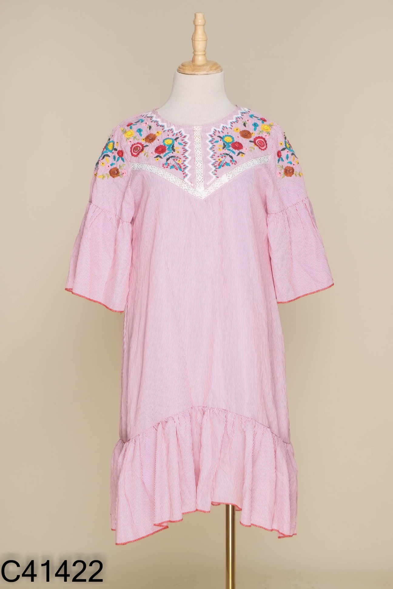 Váy đỏ sọc thêu hoa (ZARA xuất)