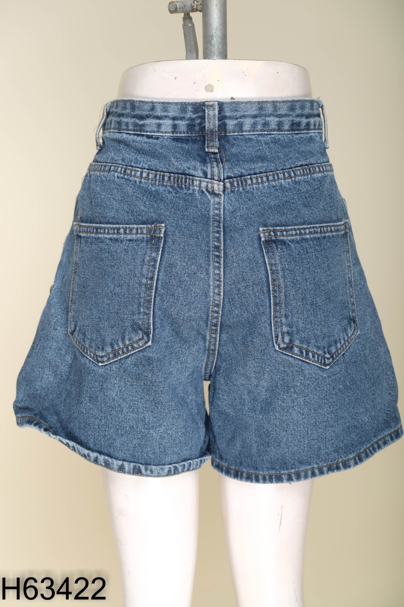Quần shorts jeans xanh