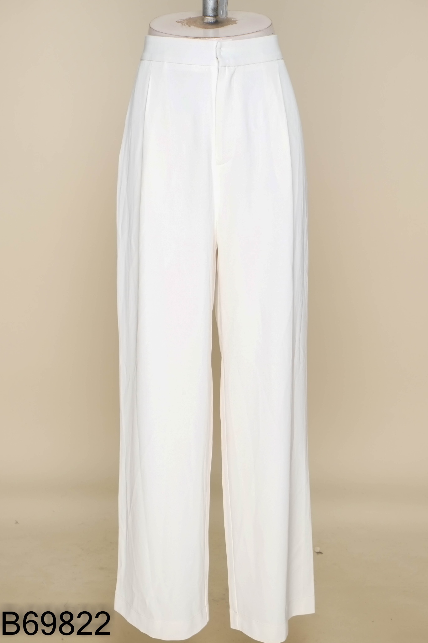 Quần culottes vải trắng be