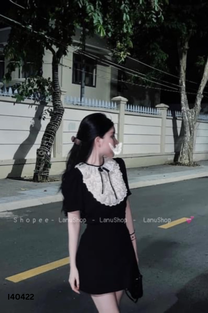 Áo MA JLIE đen phối be