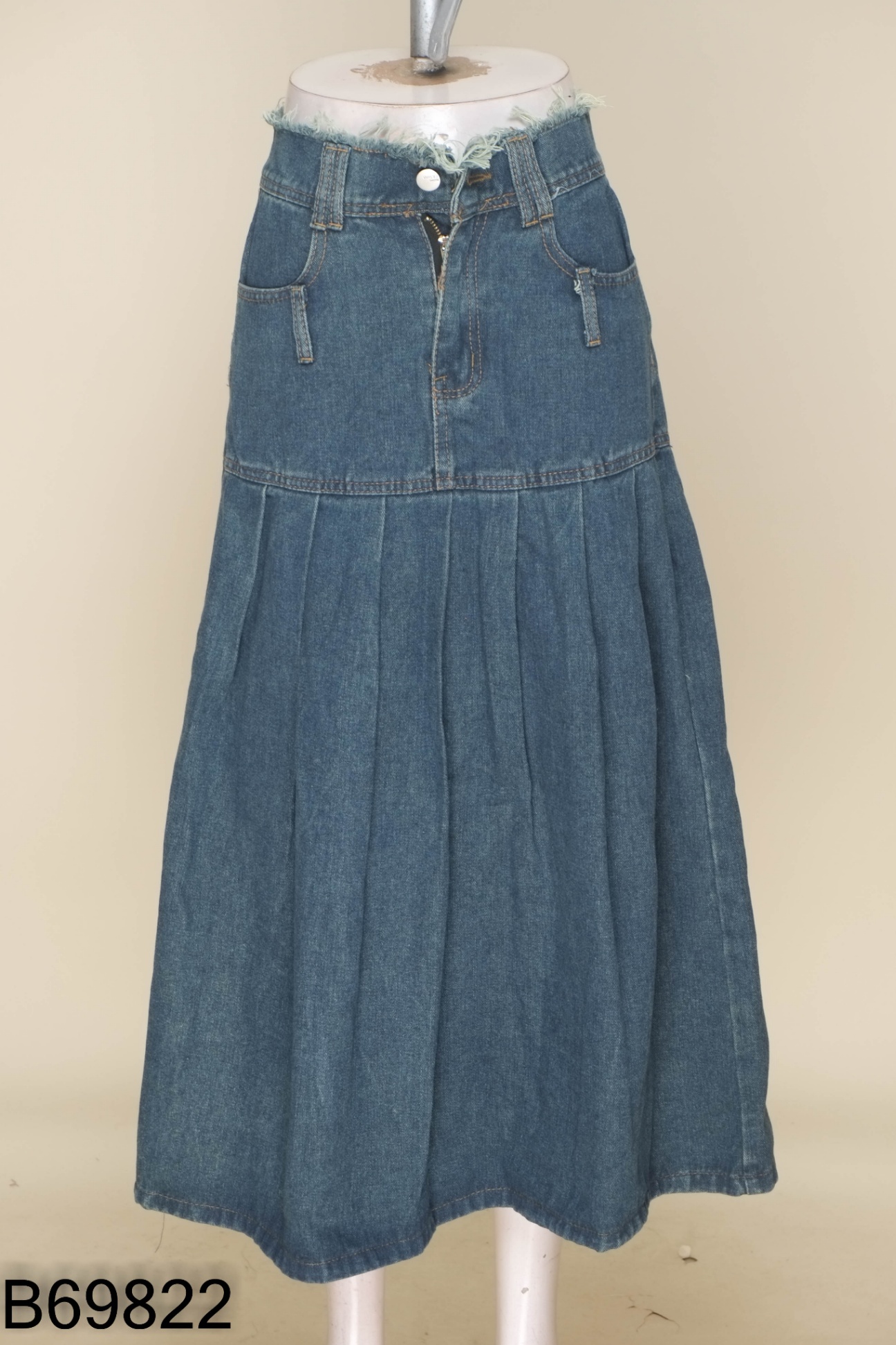 Chân váy jeans xanh tua rua