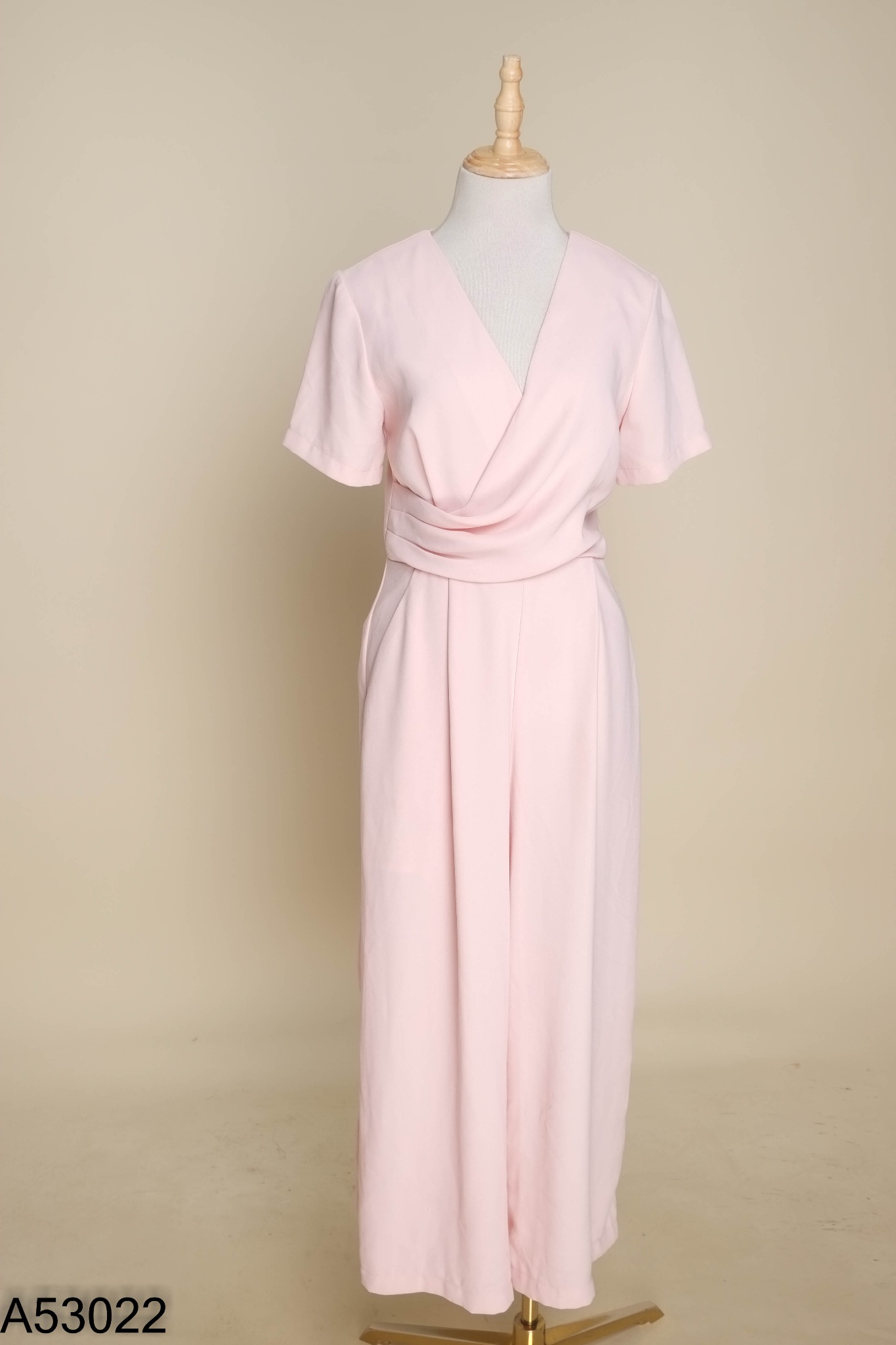 Jumpsuit hồng trơn