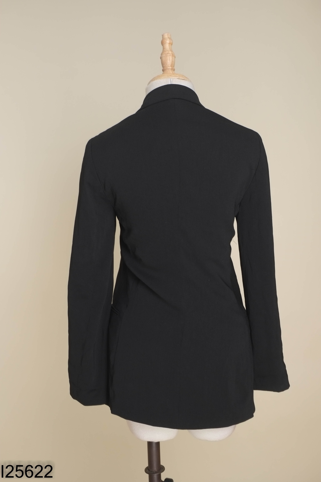 Blazer đen trơn